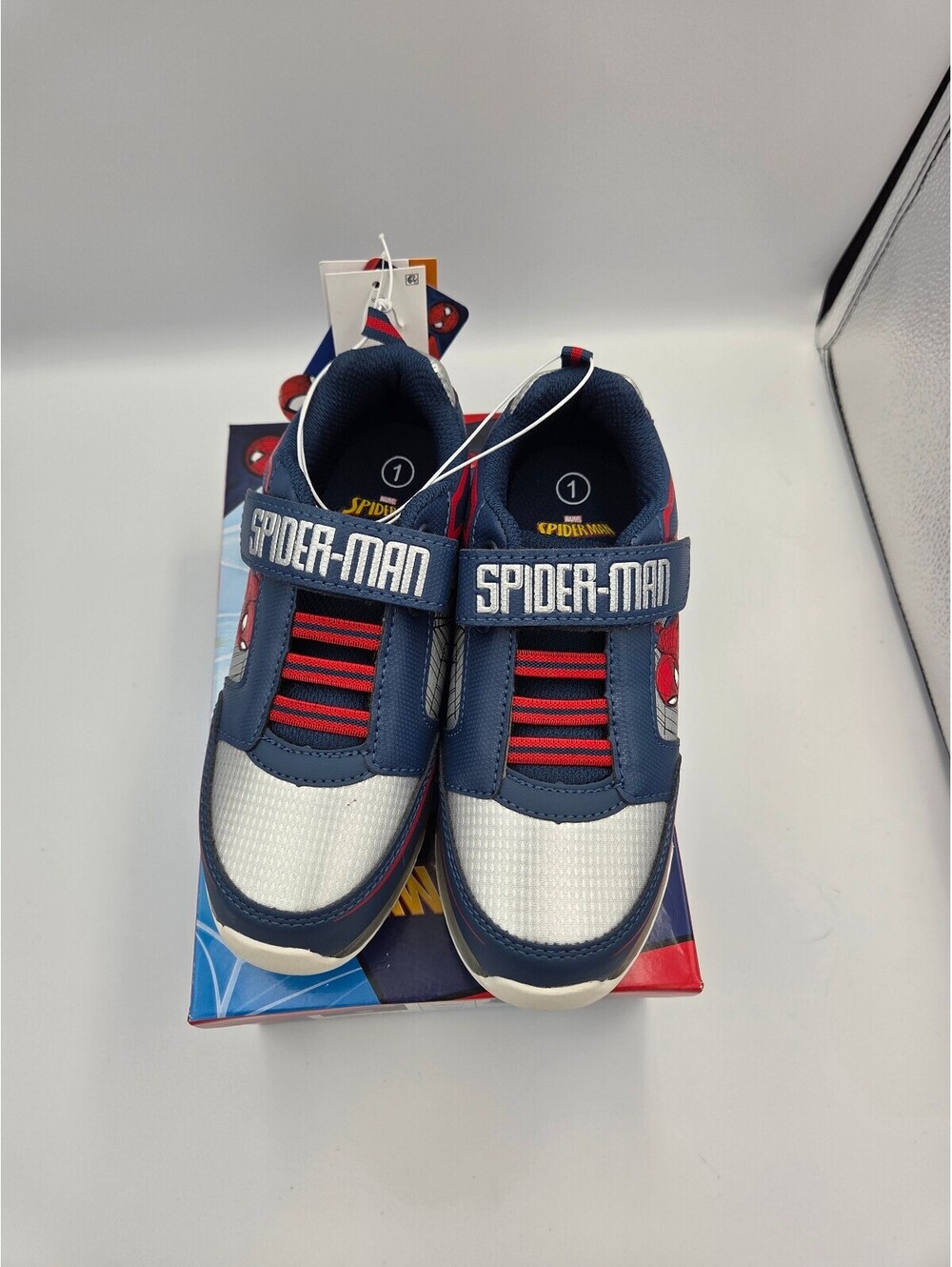Marvel Spider-Man Toddler Boys Light-Up Sneakers Size 1 Navy Red NWT - Picture 3 of 11